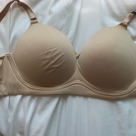 NWT Nude Torrid WireFree Push-up Plunge Bra Size 42B - Picture 2 of 8
